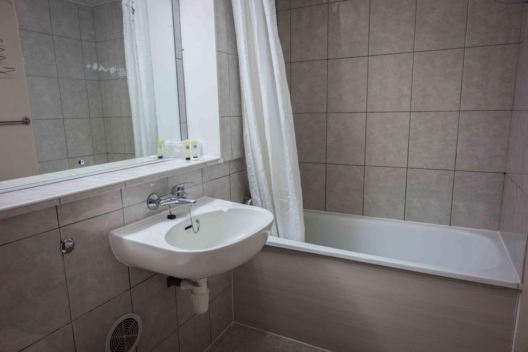 Primelodge Rotherham Hellaby Buitenkant foto